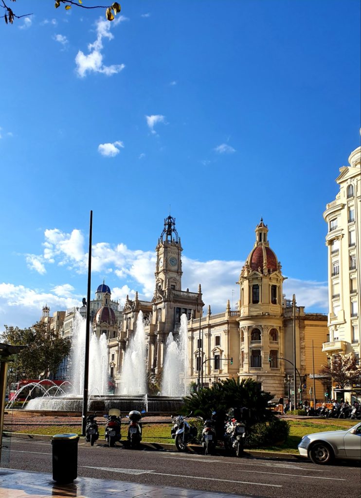 Ratusz miasta w Walencji.