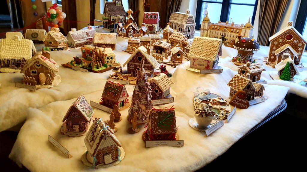 Toruńskie Żywe Muzeum Piernika, łądnie zdobione domki z piernika