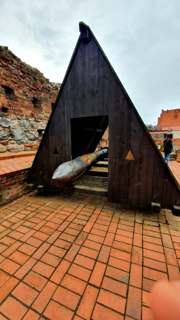 Taran na zamku krzyżackim Toruń