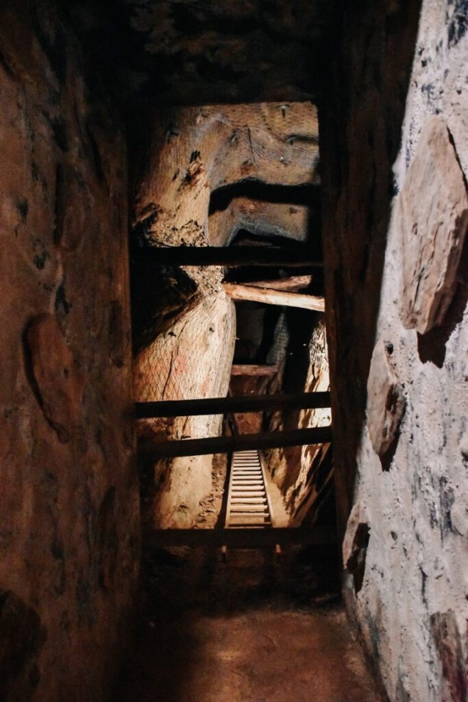 Stary tunel kopalni.