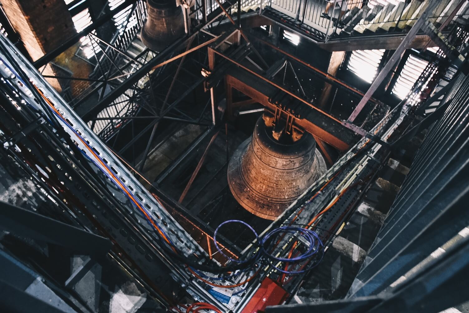 Dzwony we wnętrzu wieży Bazyliki Mariackiej w Gdańsku.