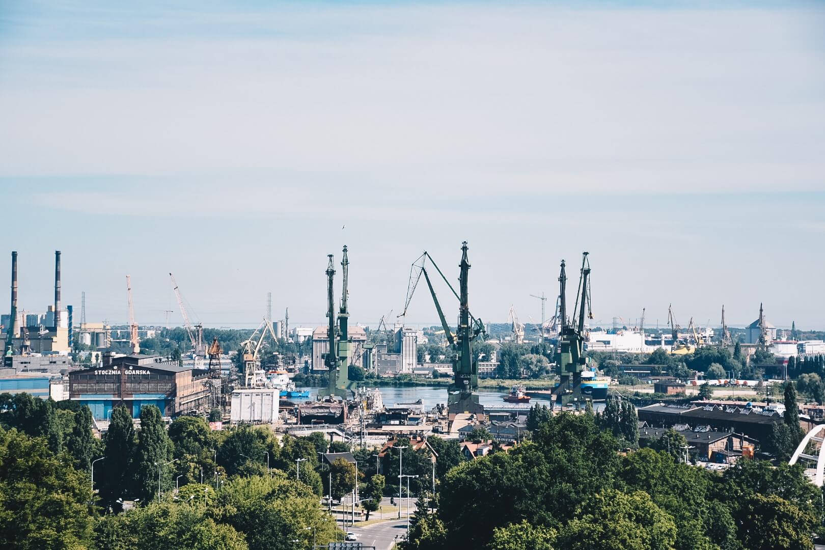 Widok na stocznie z Góry gradowej.
