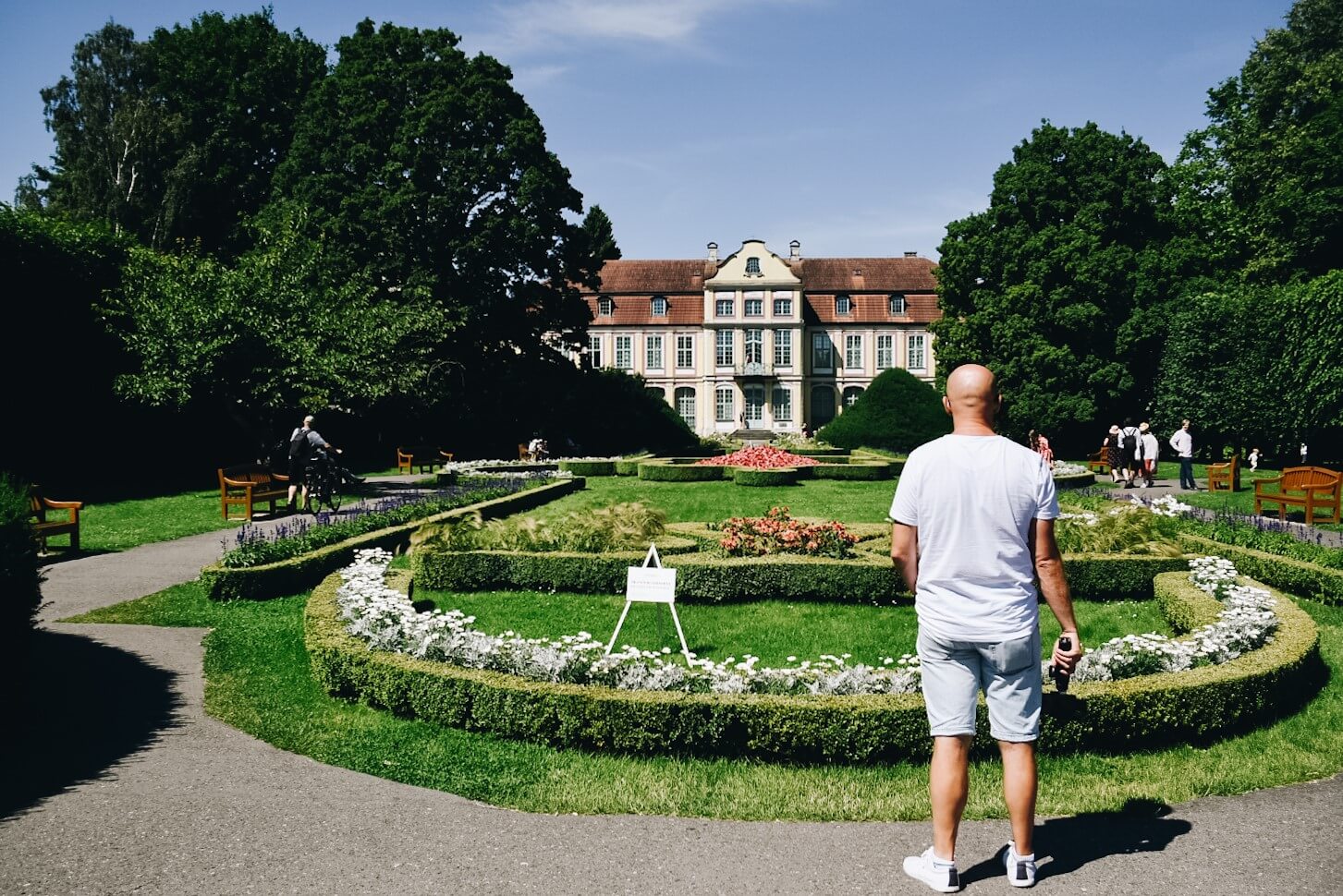 Pałac Opatów i ogrody w Parku Oliwskim.