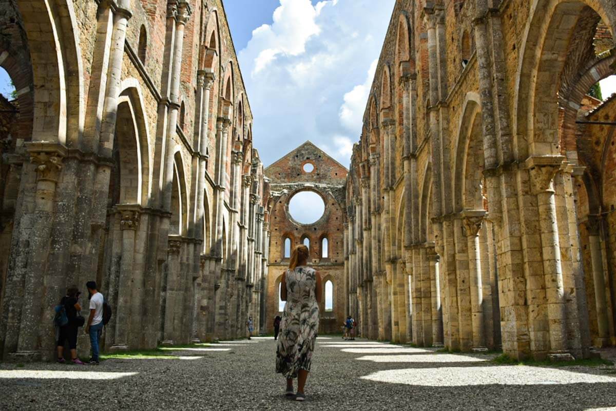 Opuszczone opactwo w Toskanii Włochy.