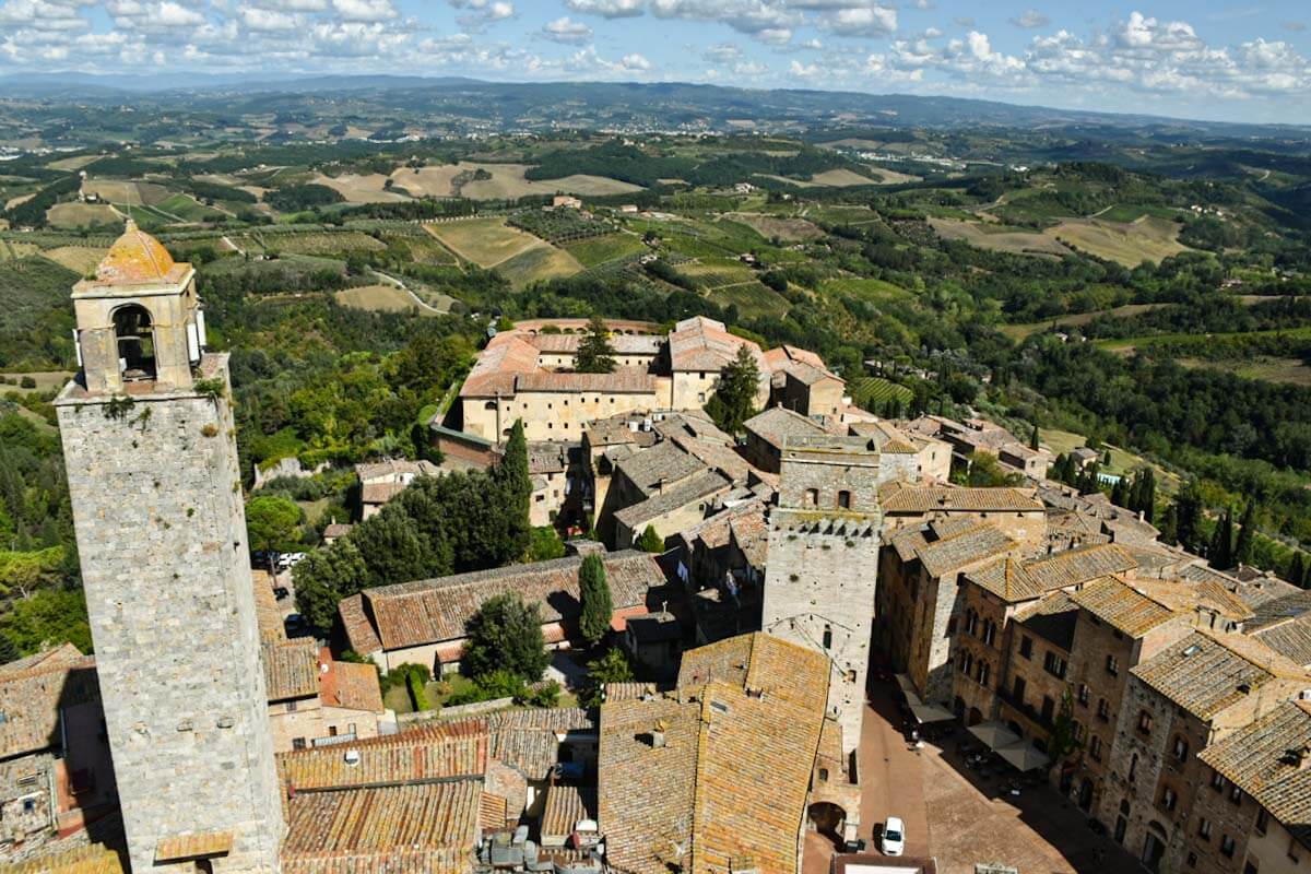 Widok z wieży w Toskanii, Włochy.
