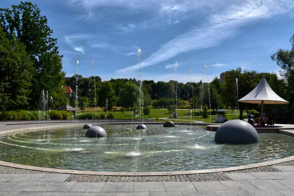 Fontanna w Parku Centralnym w Olsztynie.