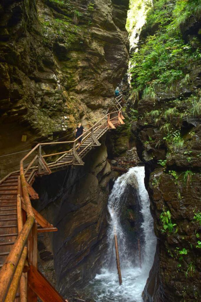 Wąwóz Raggaschlucht.