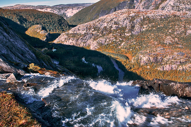 Litlverivassforsen w Parku Narodowym Rago.