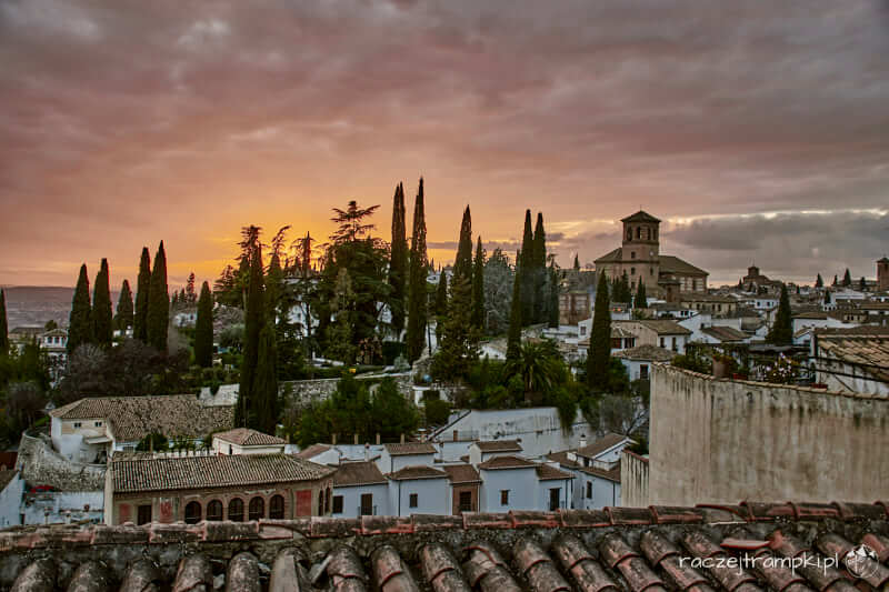 ZAchód słońca nad Grenadą
