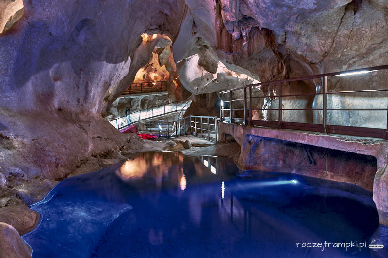 jaskinia w andauzji cueva del Tesoro