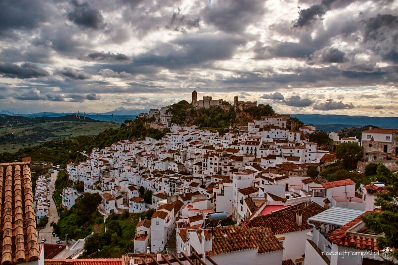 białe miasteczka w andaluzji - casares
